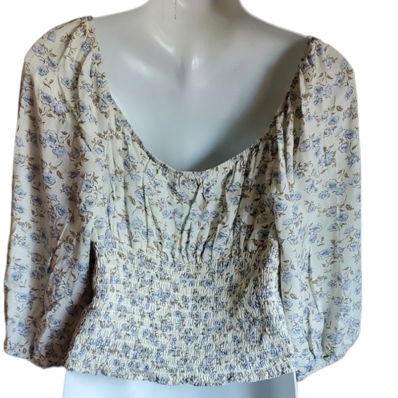 WEST OF MELROSE Flower smocked top L - Picture 3 of 8